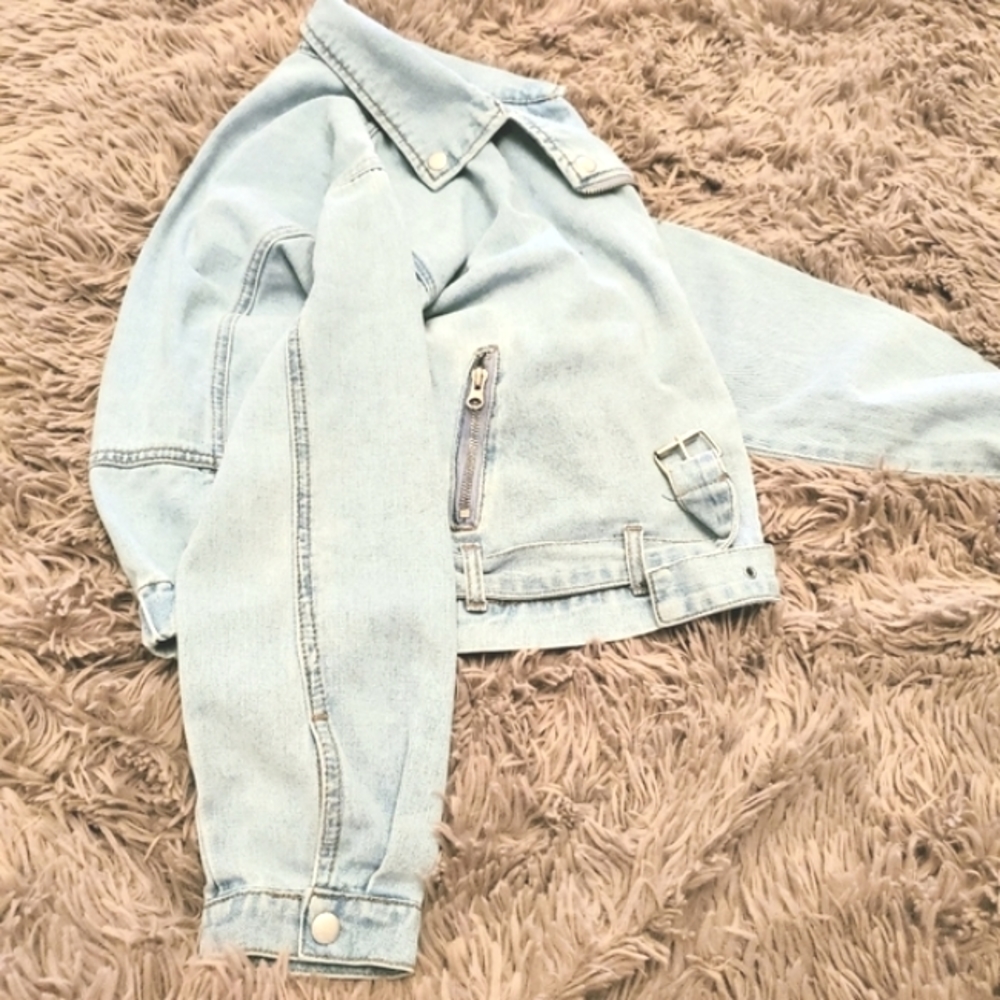 Jean jacket - Picture 7 of 7